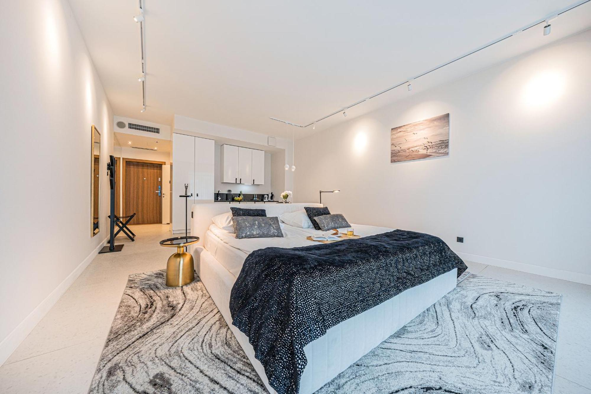 Rent Like Home - Apartament Deo Plaza - Old Town グダニスク エクステリア 写真