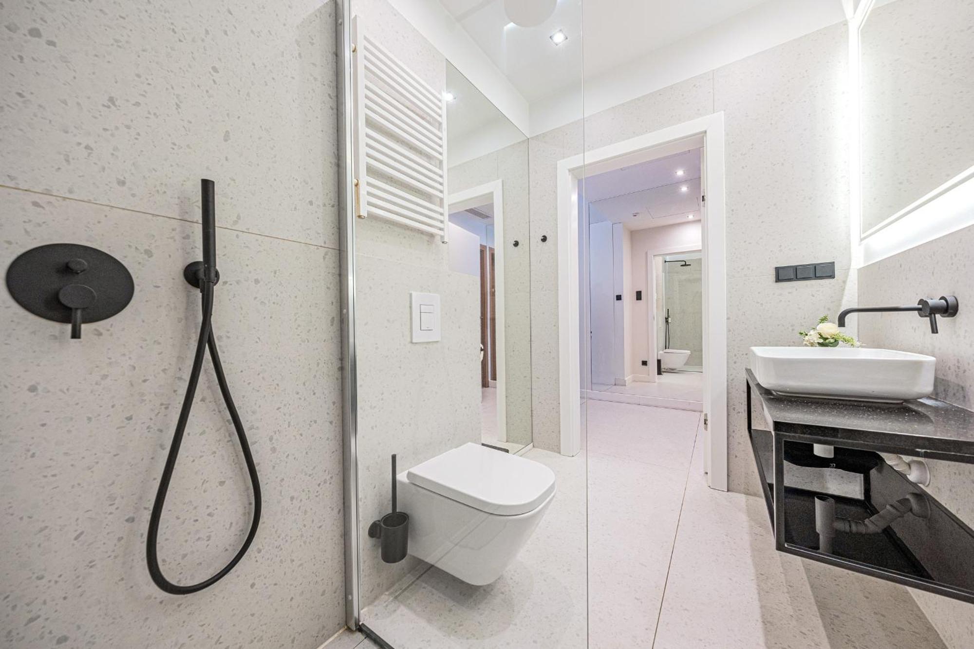 Rent Like Home - Apartament Deo Plaza - Old Town グダニスク エクステリア 写真
